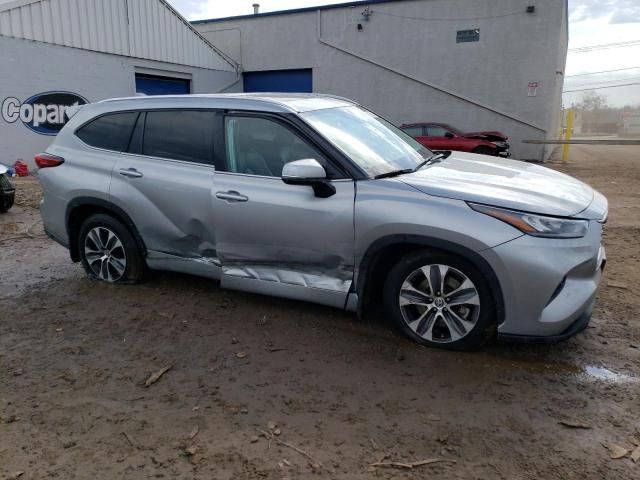 2021 Toyota Highlander XLE