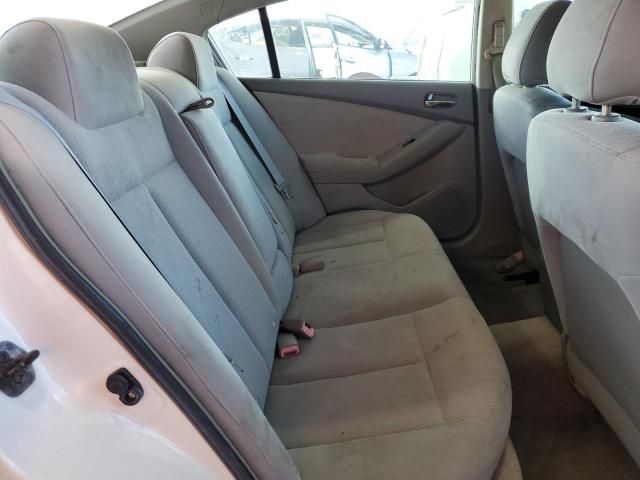 2010 Nissan Altima Base