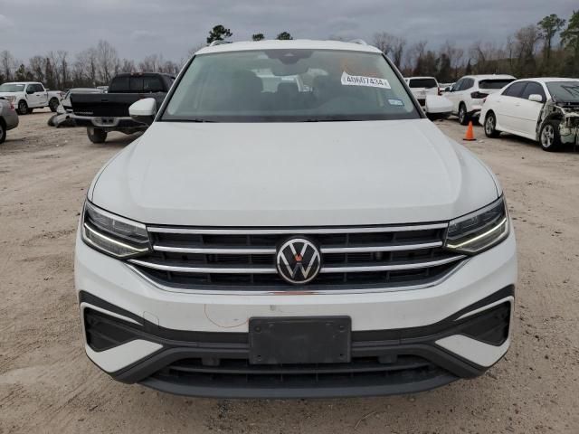 2022 Volkswagen Tiguan SE