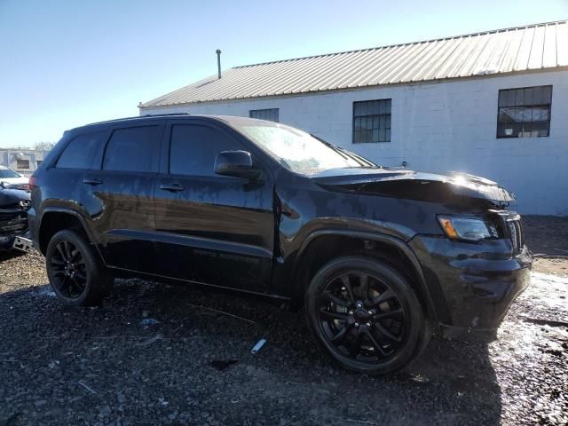 2020 Jeep Grand Cherokee Laredo