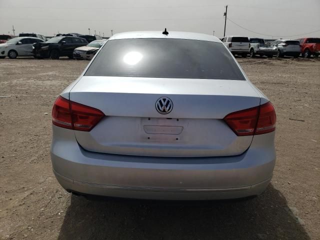 2015 Volkswagen Passat SE