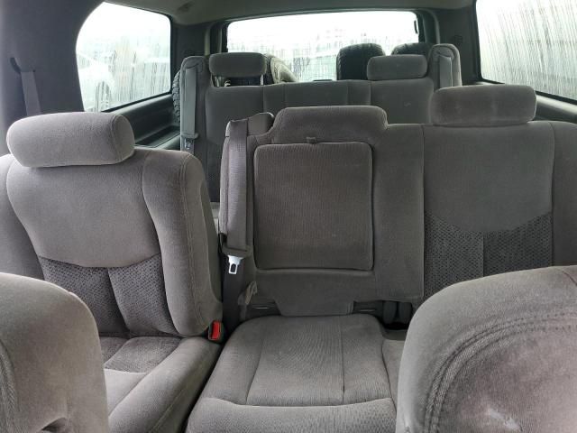 2004 Chevrolet Suburban K1500