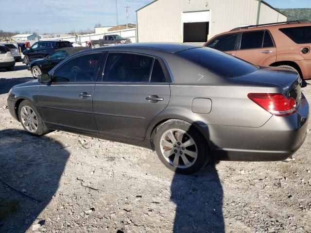 2005 Toyota Avalon XL