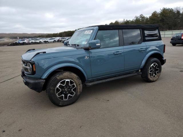 2021 Ford Bronco Base