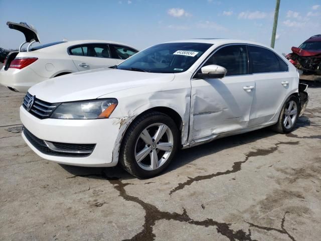 2013 Volkswagen Passat SE