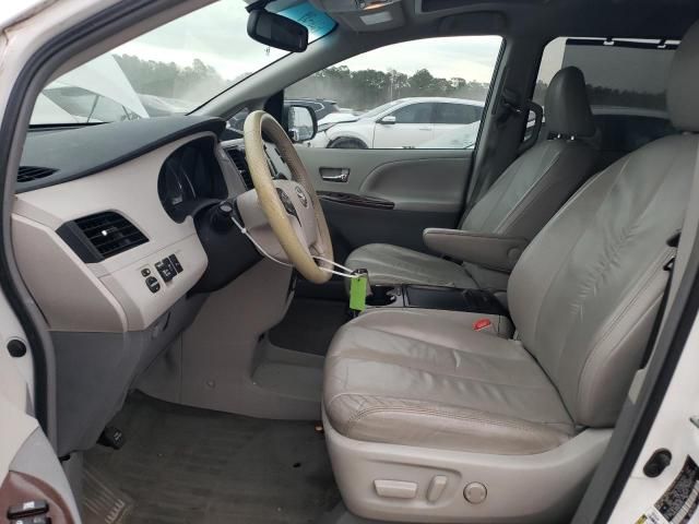 2011 Toyota Sienna XLE