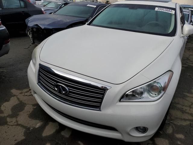 2011 Infiniti M37