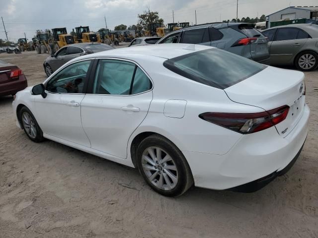 2022 Toyota Camry LE