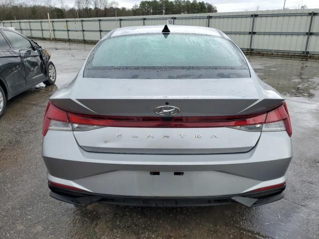 2021 Hyundai Elantra SE