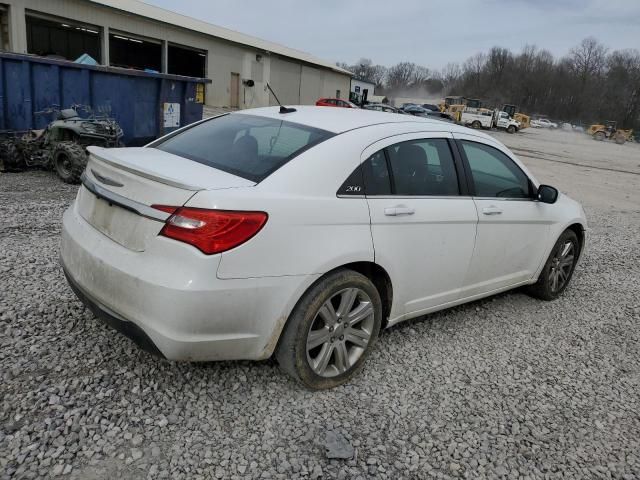 2013 Chrysler 200 Touring