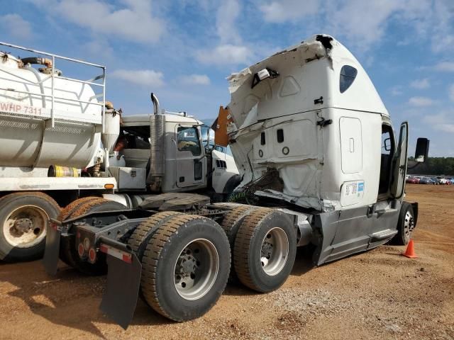 2017 Freightliner Cascadia 125