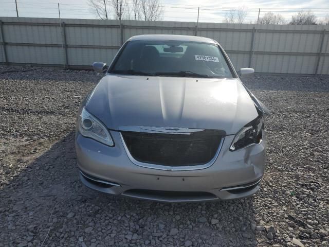 2013 Chrysler 200 Touring