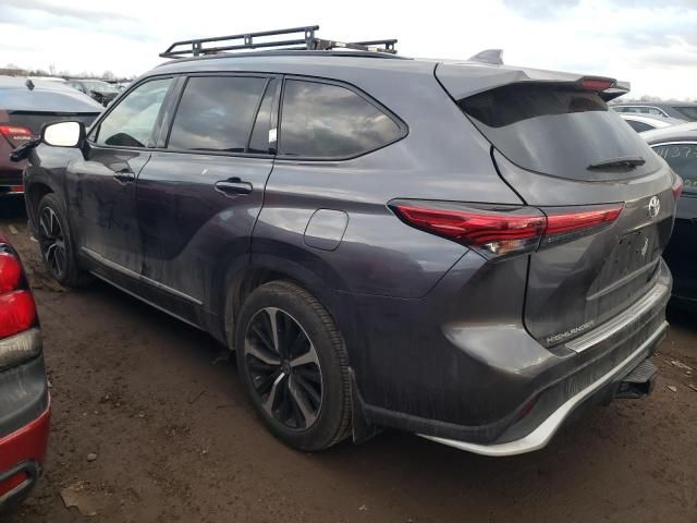 2022 Toyota Highlander XSE