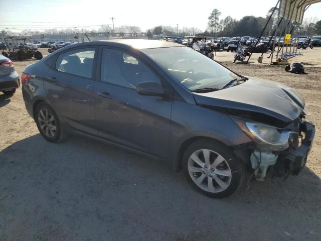 2012 Hyundai Accent GLS