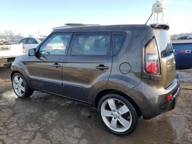 2011 KIA Soul +