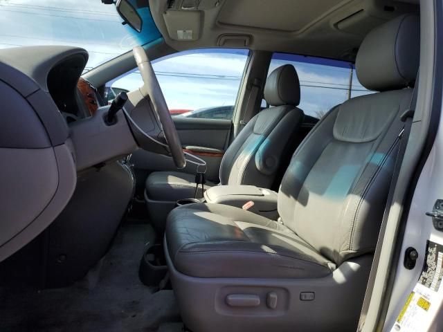 2009 Toyota Sienna XLE