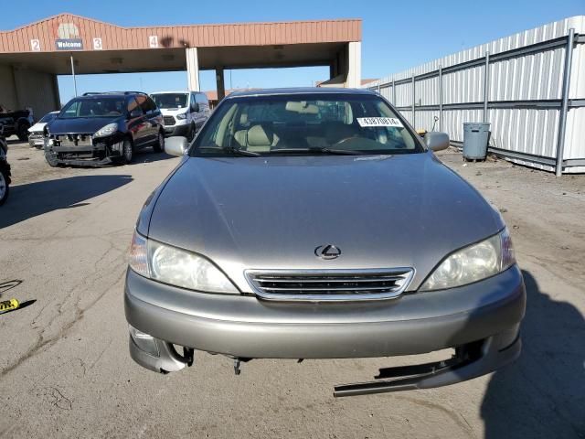 2000 Lexus ES 300