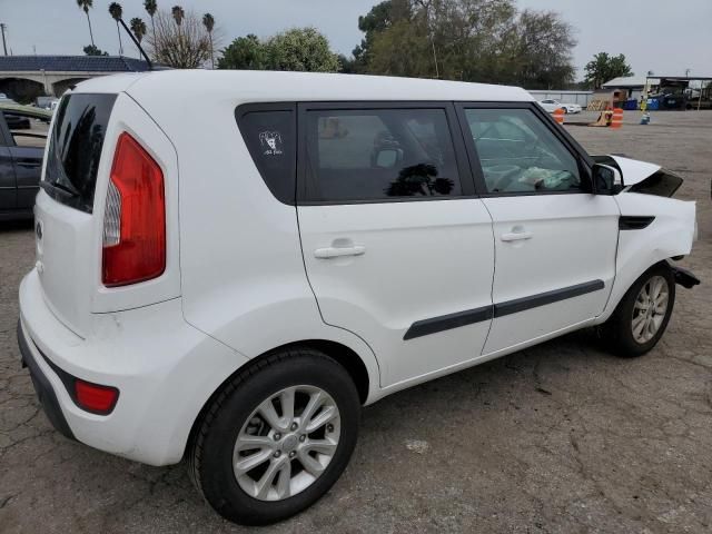 2013 KIA Soul +