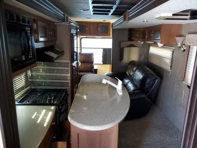 2015 Coachmen Freedom