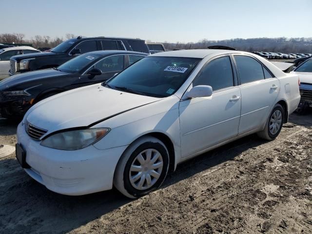 2005 Toyota Camry LE