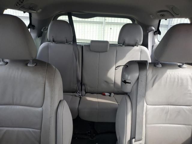 2015 Toyota Sienna XLE