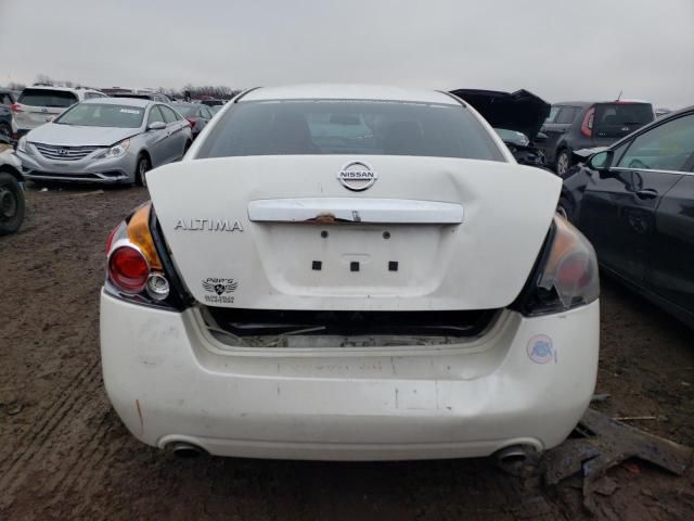 2010 Nissan Altima Base