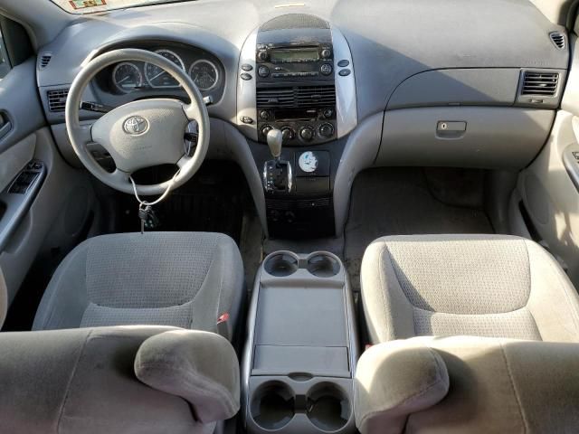 2006 Toyota Sienna CE