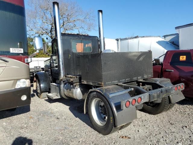 1999 Peterbilt 379