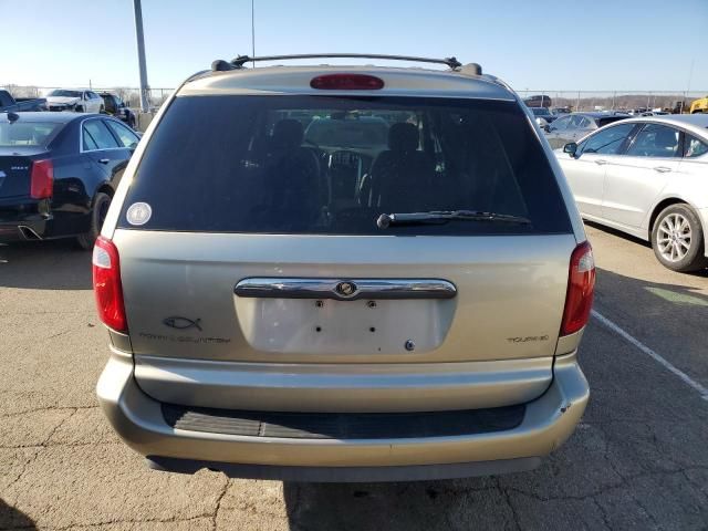 2005 Chrysler Town & Country Touring