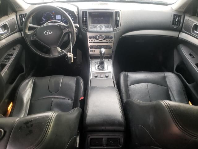 2015 Infiniti Q40