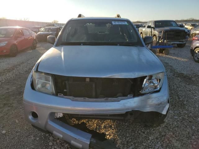 2006 Nissan Pathfinder LE