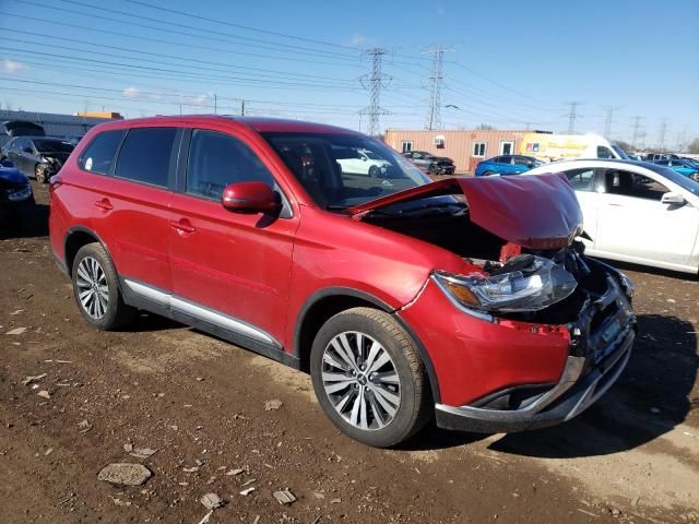 2019 Mitsubishi Outlander SE