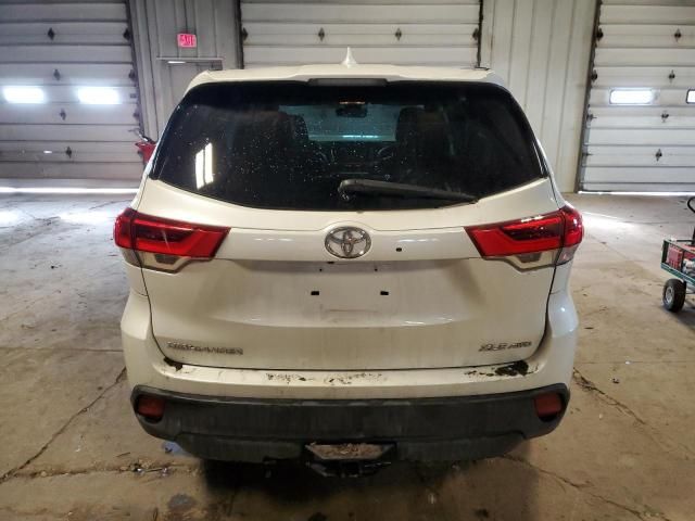 2018 Toyota Highlander SE