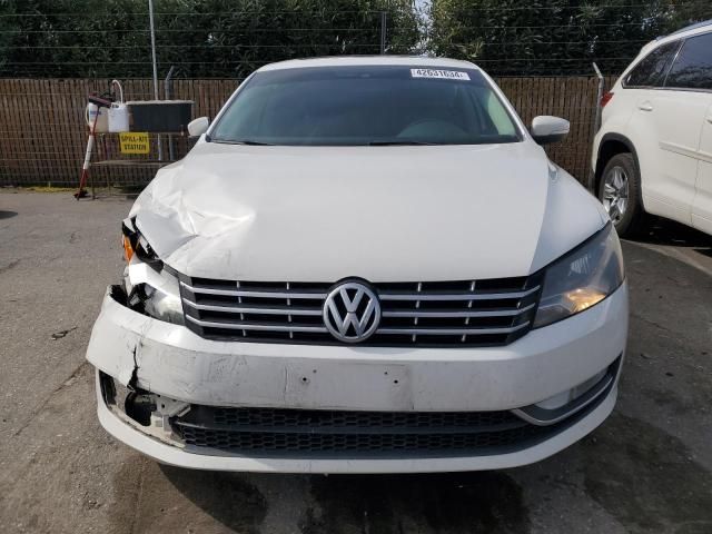 2014 Volkswagen Passat SEL