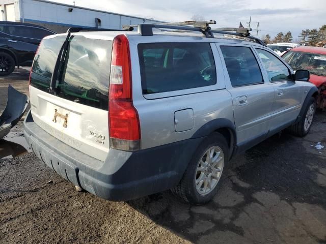 2004 Volvo XC70