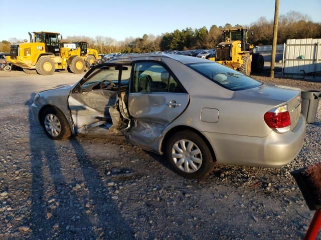 2005 Toyota Camry LE