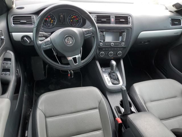 2013 Volkswagen Jetta Hybrid