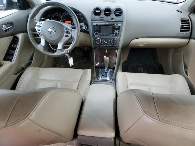 2010 Nissan Altima Base