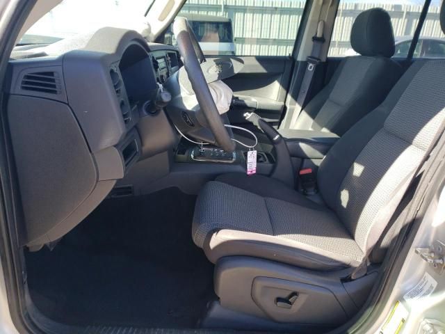 2010 Jeep Commander Sport