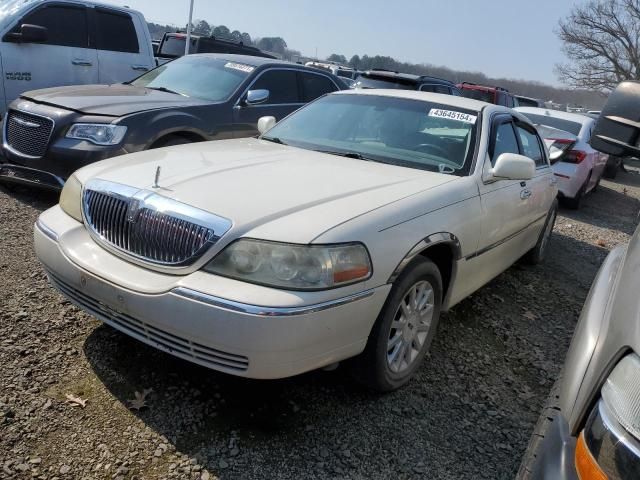 2006 Lincoln Town Car Signature