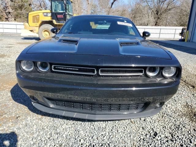 2015 Dodge Challenger SXT Plus