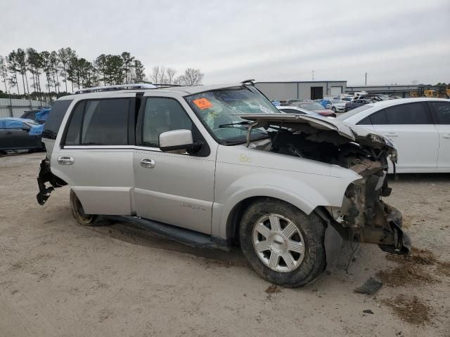 2005 Lincoln Navigator