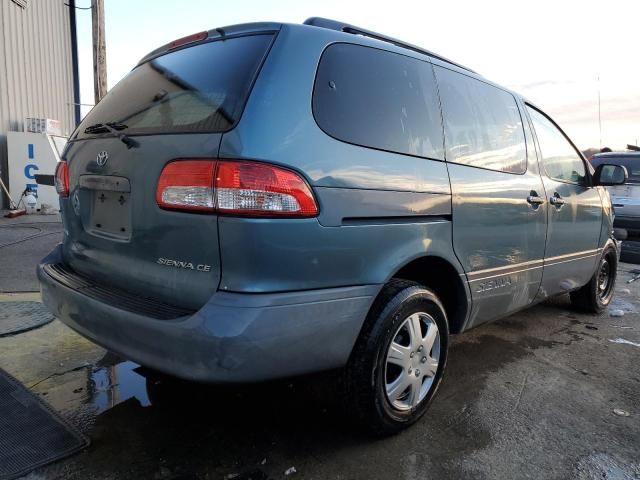 2002 Toyota Sienna CE