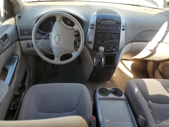 2006 Toyota Sienna CE