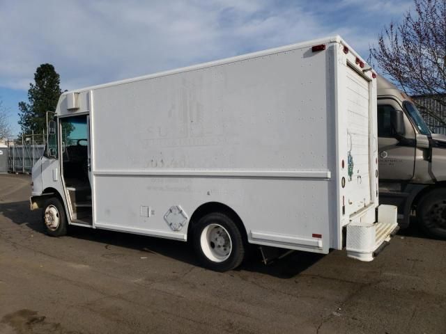 1999 Freightliner Chassis M Line WALK-IN Van