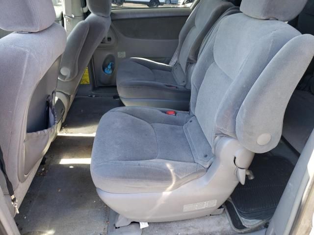 2006 Toyota Sienna XLE