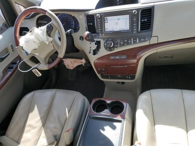 2011 Toyota Sienna XLE