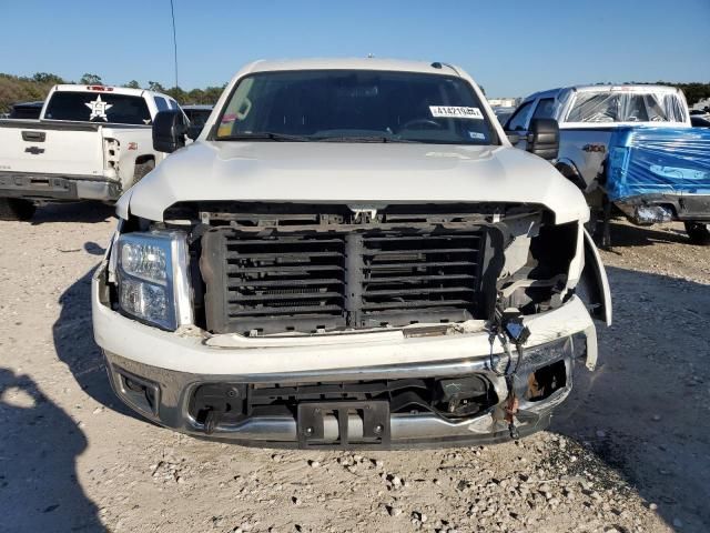 2019 Nissan Titan SV