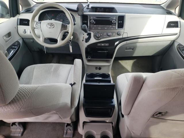 2012 Toyota Sienna LE