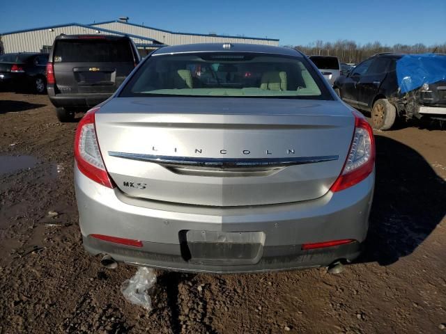 2016 Lincoln MKS